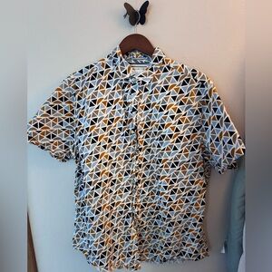 Geometric Pattern Short Sleeve Shirt